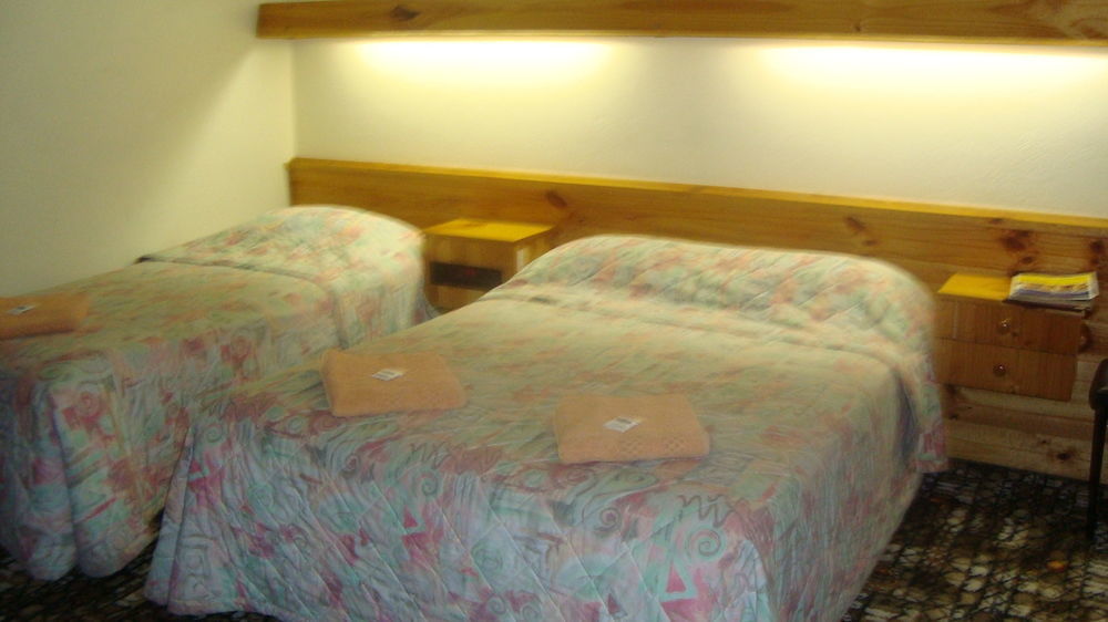 Coomacountry Club Motor Inn Exterior photo